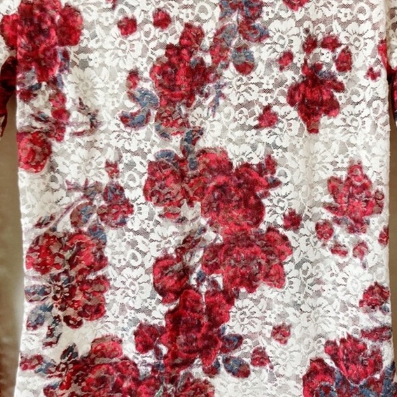 🆕 Zara floral lace top - Picture 6 of 9